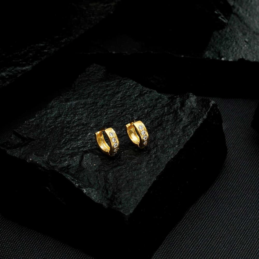 Brinco Dourado de Argolinha com Pedras de Zircônia, imagem 3