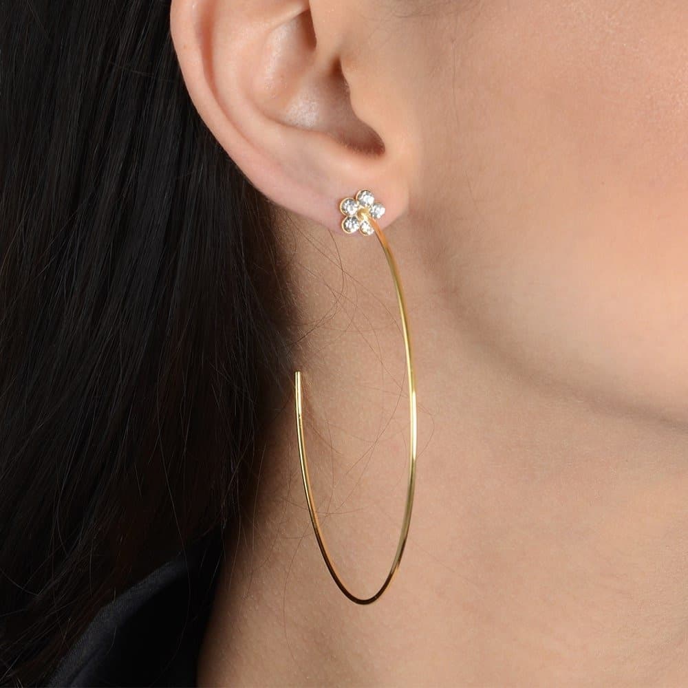 Brinco Dourado Grande de Argola com Detalhe de Flor em Strass, imagem 2